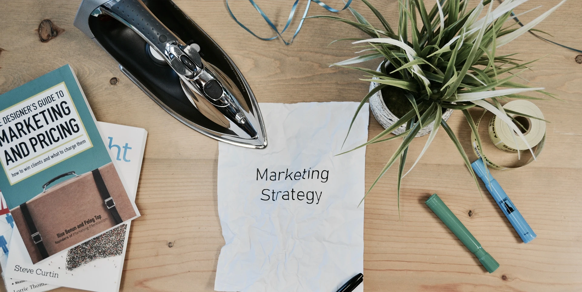 Direct-Scroll | Article de Blog | Comment créer une stratégie de marketing B2C? | Stratégie Digitale